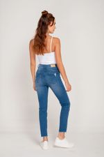 Jean-con-taches