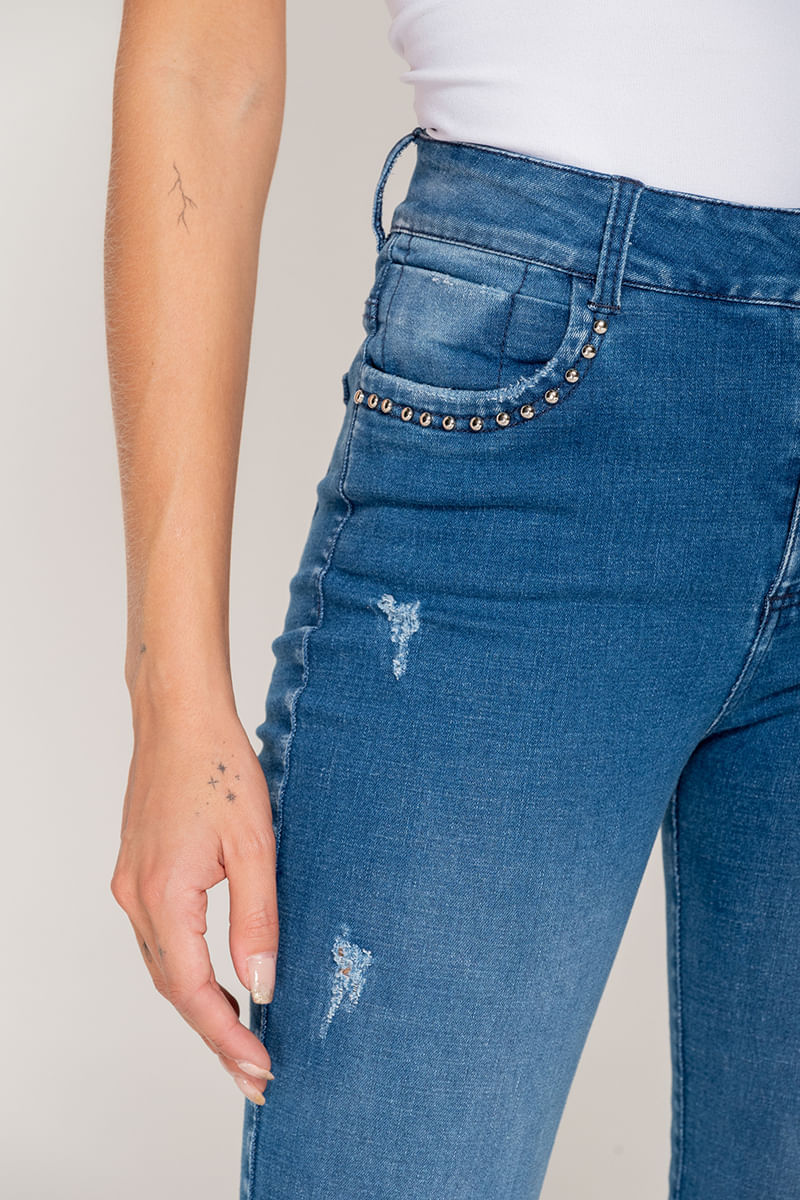 Jean-con-taches