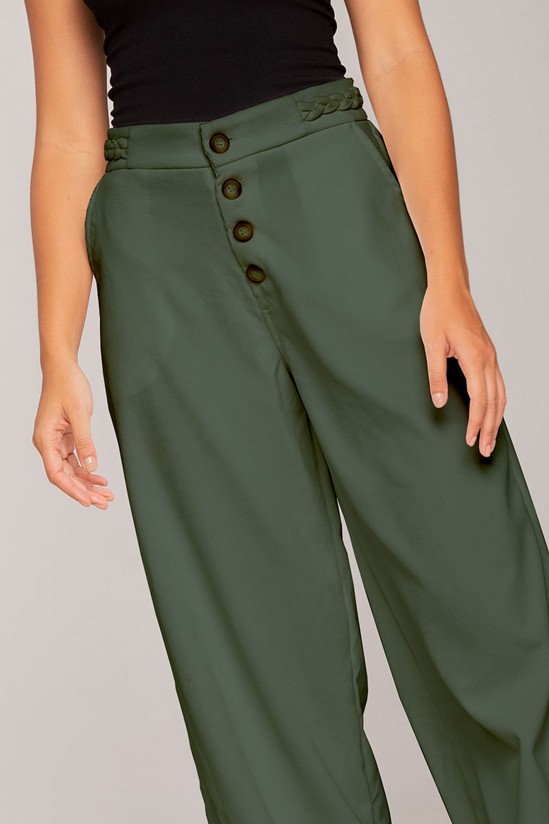 Pantalon-con-botonadura